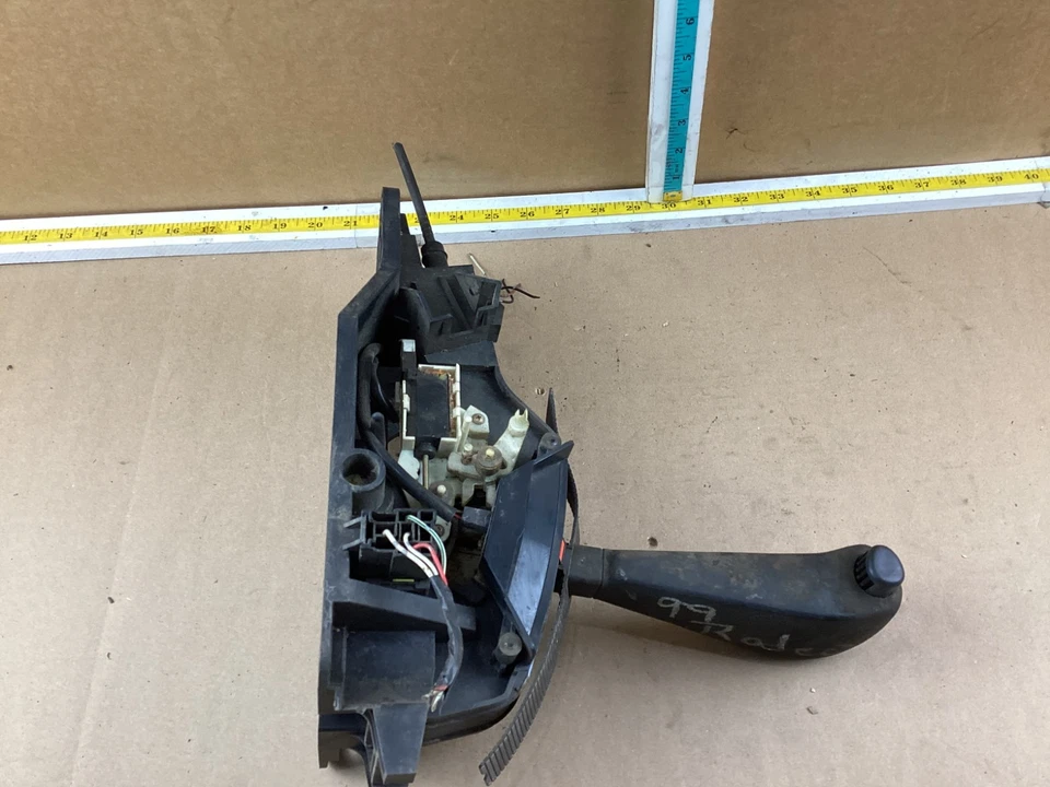 Conjunto de perilla de cambio de marchas de transmisión Isuzu Rodeo 1998-2004 OEM Foto 3 de 4