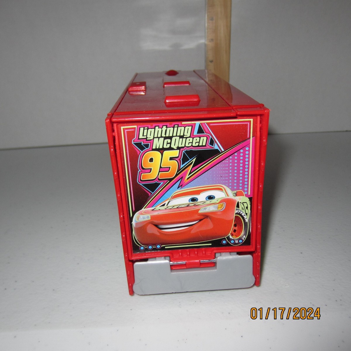 Glow Racers Lightning McQueen Mack Truck Hauler Disney Pixar Cars