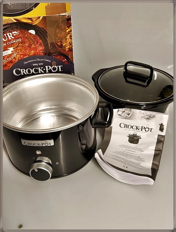 Crock-Pot CSC046X Tradition CrockPot Slow Cooker Slow Cooker 2.4L Stainless Steel
