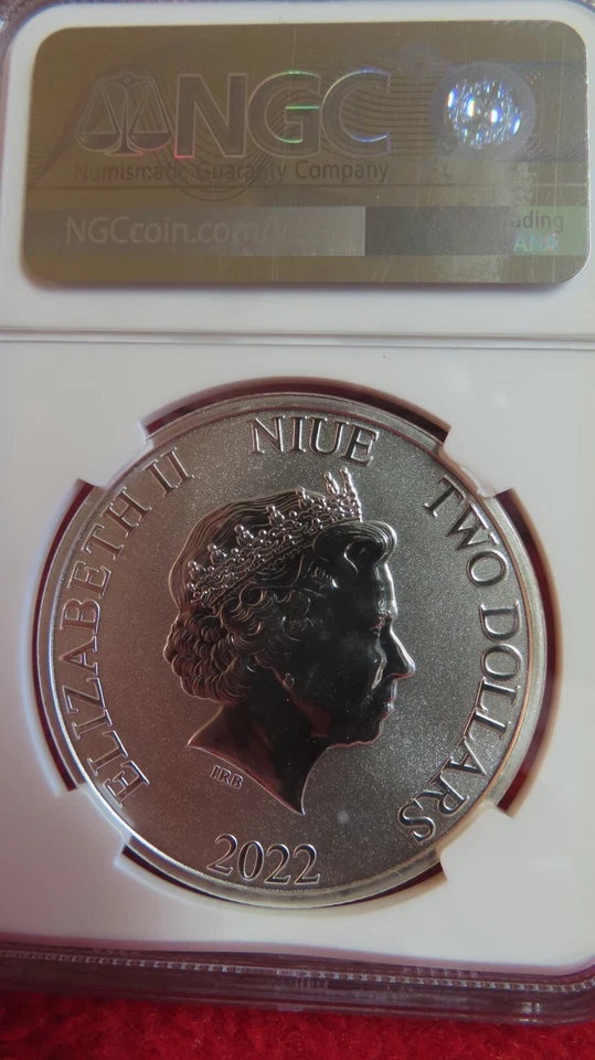 2022 DC Comics Justice League AQUAMAN  1oz .999 Silver NGC MS68 Island of Niue - Image 4 of 4