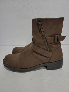 brash brown boots