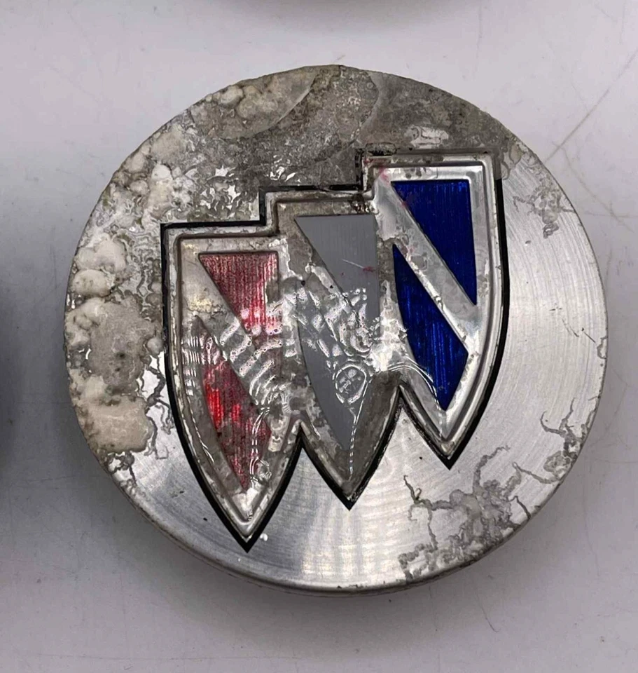 89-96 Buick Center Cap Set USED PA6 (Set of 4) Chrome Blue Red White - Image 3 of 4