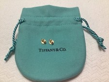 Auténtico par de aretes Tiffany & Co. de oro amarillo 750 de 18 quilates