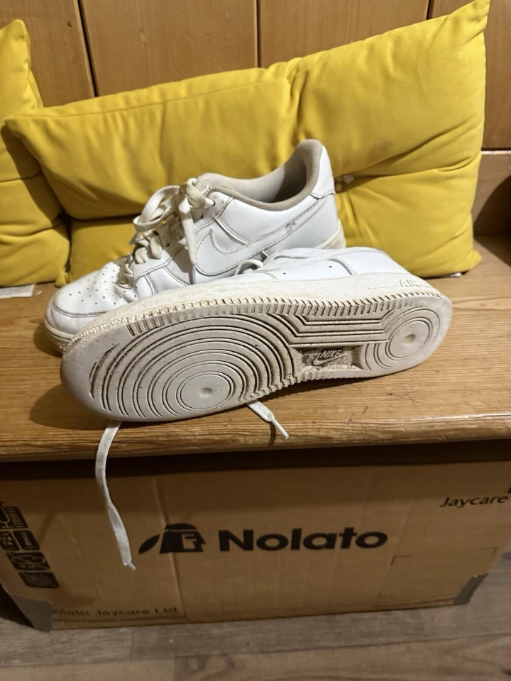 Size 9 - Nike Air Force 1 '07 Low Triple White, photo 2 of 5
