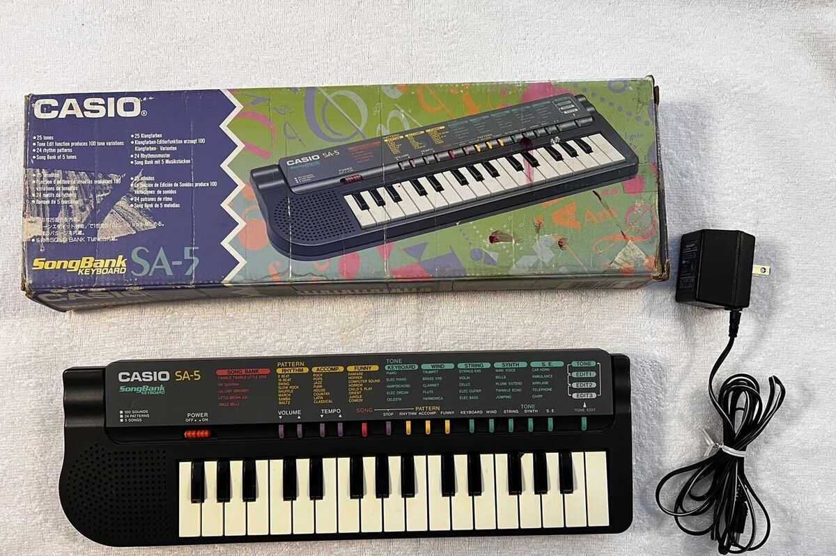 CASIO SA-5 SONG BANK KEYBOARD & BOX. FULLY WORKING. FUNKY CASIO SA-5 SONG BANK KEYBOARD & BOX. FULLY WORKING. FUNKY
