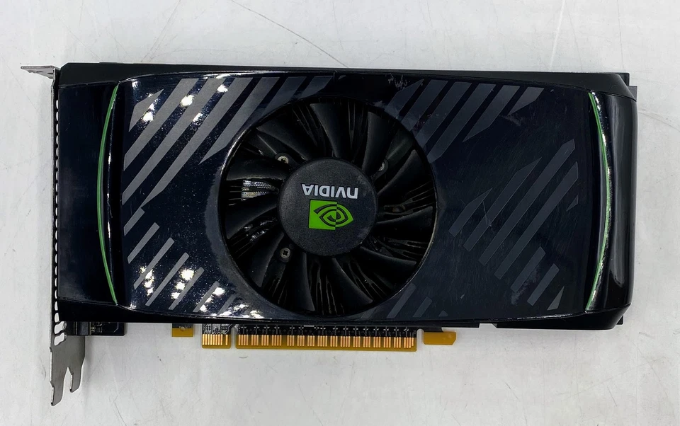 NVIDIA 900-11050-2500-000 GeForce GTX 550 Ti 1GB DDR5 PCIe Graphics Card - Image 2 of 4