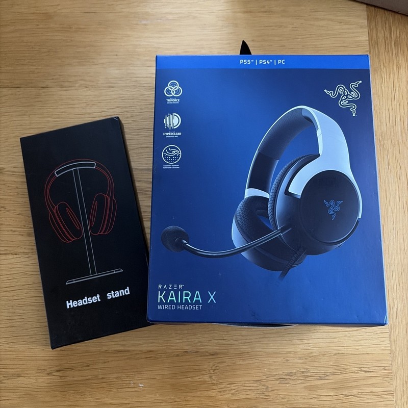 Razer Kaira X Gaming Headset Wired Mercury White (With Stand, Xbox PS5 PS4 PC)