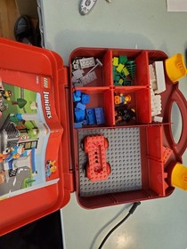 Lego 10659 Juniors Red Suitcase - complete 