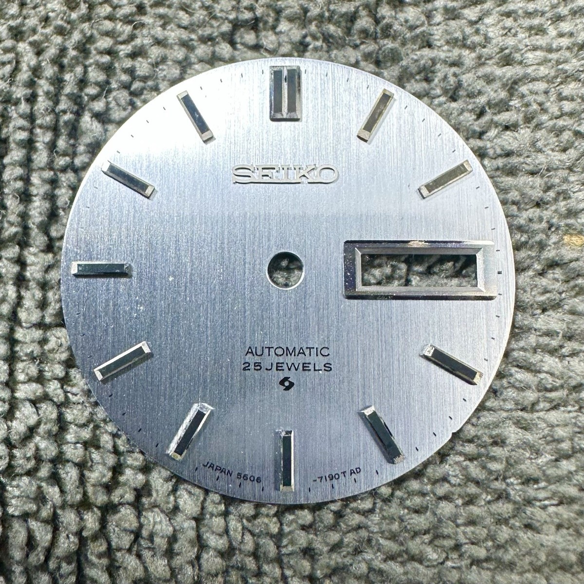 GENUINE NEW OLD STOCK DIAL FOR SEIKO 5606-7020 LORD MATIC LM GRAY