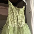 Foto 3 di 9