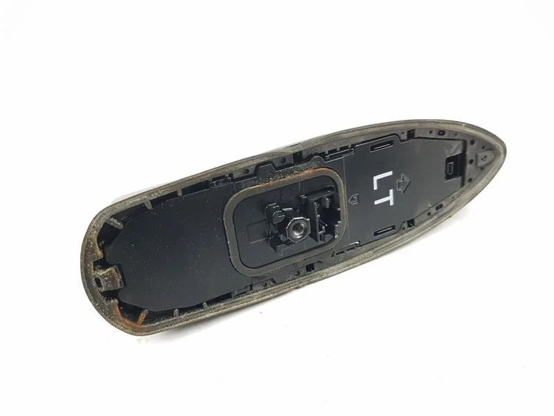 Toyota Yaris 2020 techo radio antena 3 puertas hatchback  Foto 4 de 4