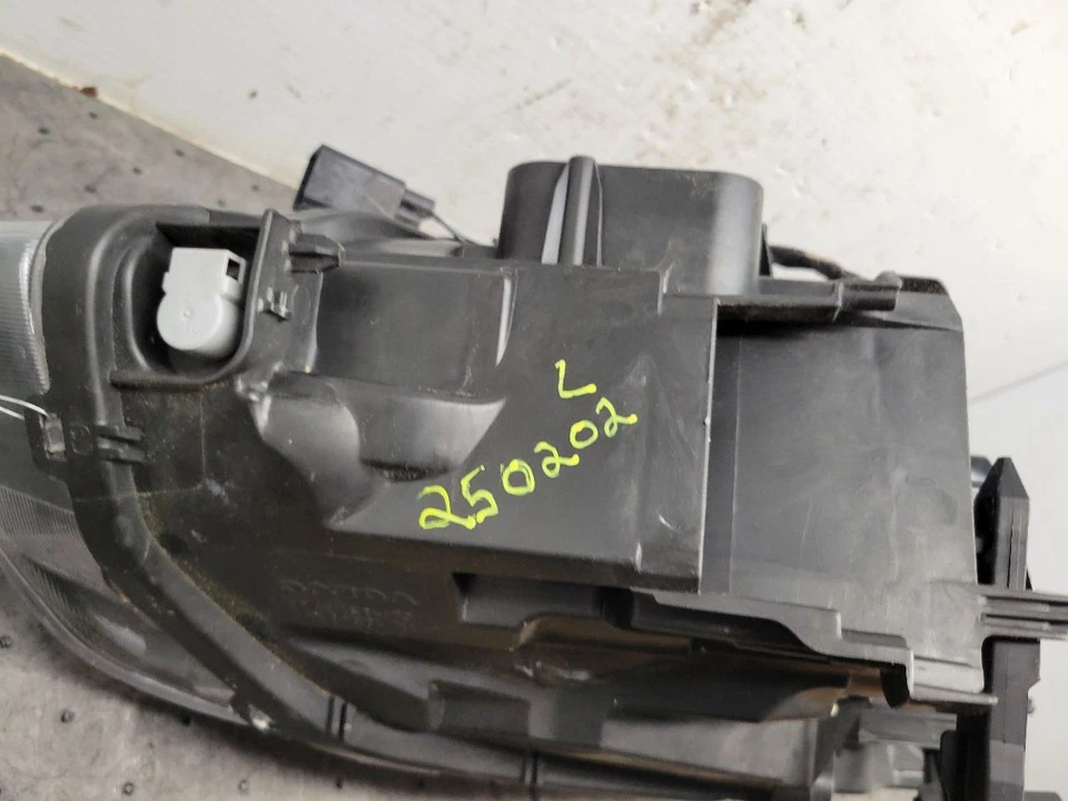 Faro izquierdo conductor xenón HID compatible con 14-17 VOLVO XC60 1607244 Foto 3 de 4