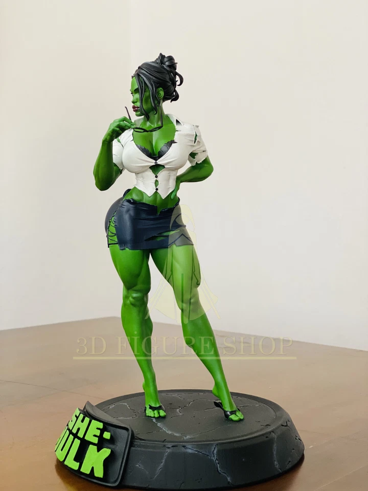 She Hulk Figure 1/6 Professional Painted - Image 4 of 4