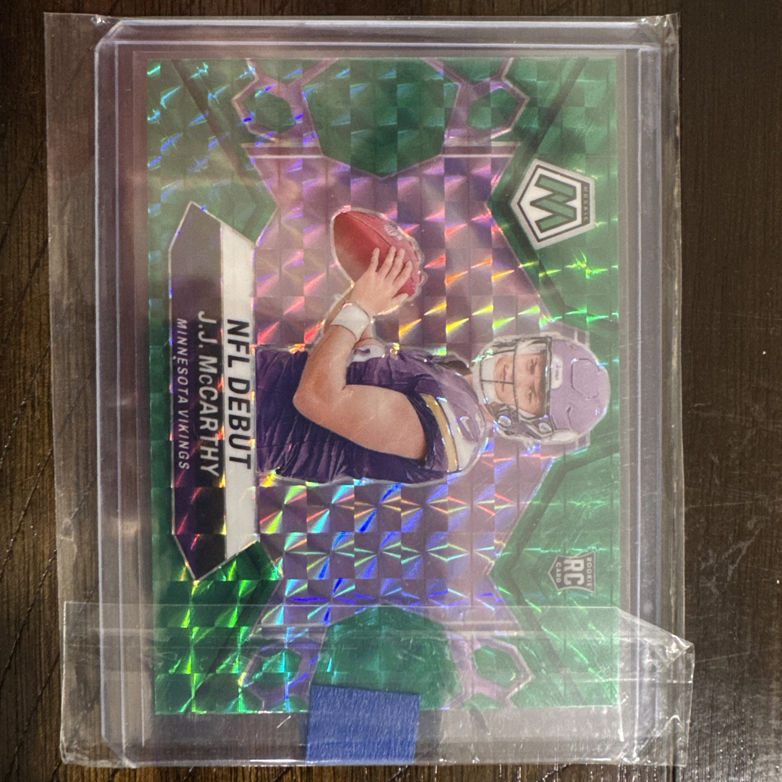 J.J. McCarthy 2024 Mosaic NFL DEBUT Green Prizm Rookie RC #275 MINNESOTA VIKINGS