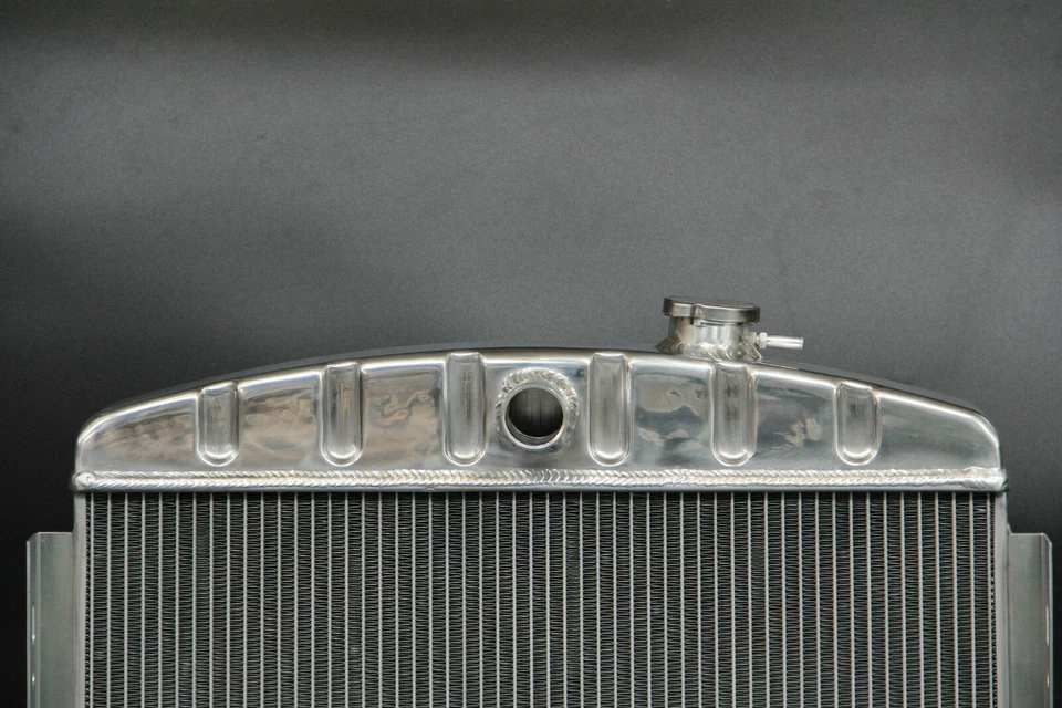 Radiador de aluminio KKS 3 filas apto para Chevy Bel Air Nomad 1955 1957 montaje de 6 cilindros Foto 2 de 4