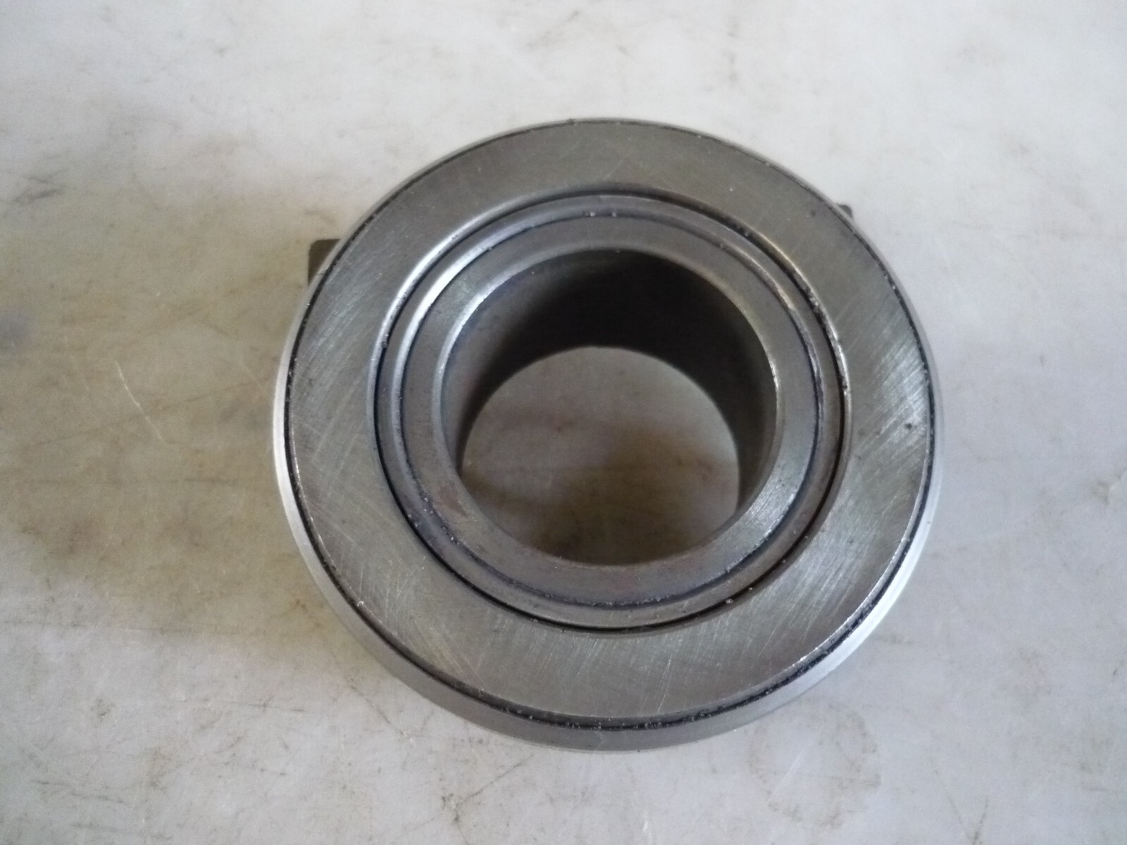 FORD V8 MANUAL CLUTCH THRUST RACE BEARING & CARRIER XW XY XA XB . eBay