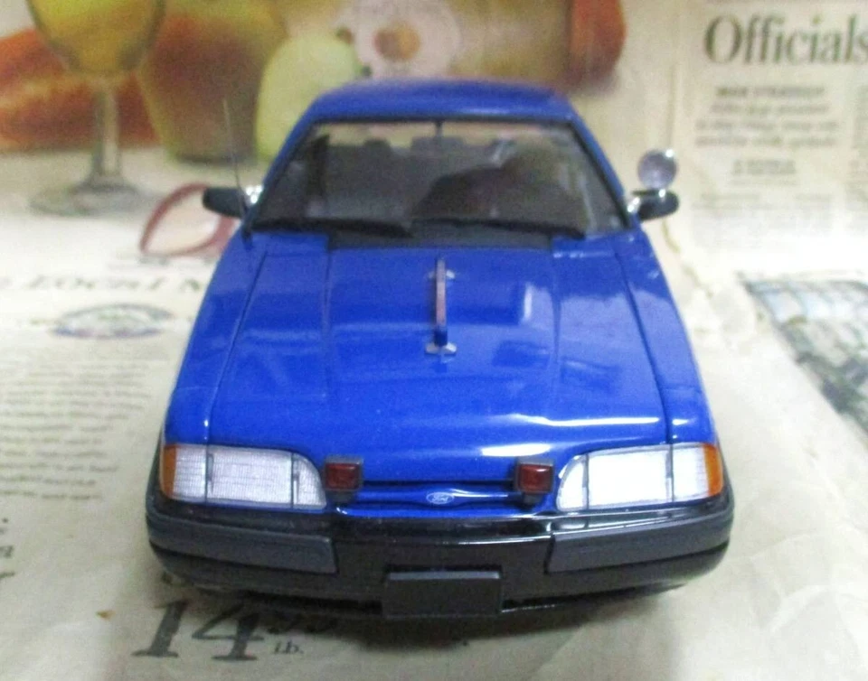 GMP 1/18 2002 1992 Ford 5.0 LX Mustang Police Special - Michigan Highway Patrol - Image 3 of 4