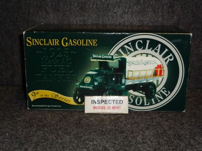 First Gear 1925 Mack Truck - AC Fuel Tanker - Die-Cast - Sinclair