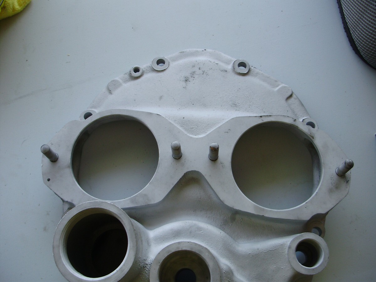 CONTINENTAL A-65, C-85, C-90 REAR ENGINE ACCESSORY CASE COVER
