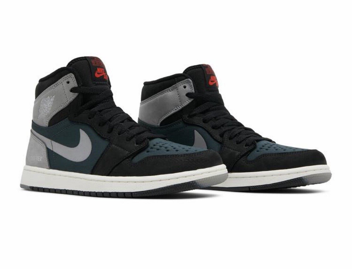 スニーカー Nike Air Jordan 1 Retro High Element Gore-Tex Black Particle Nike Air Jordan 1 Retro High Element X Gore Tex Black