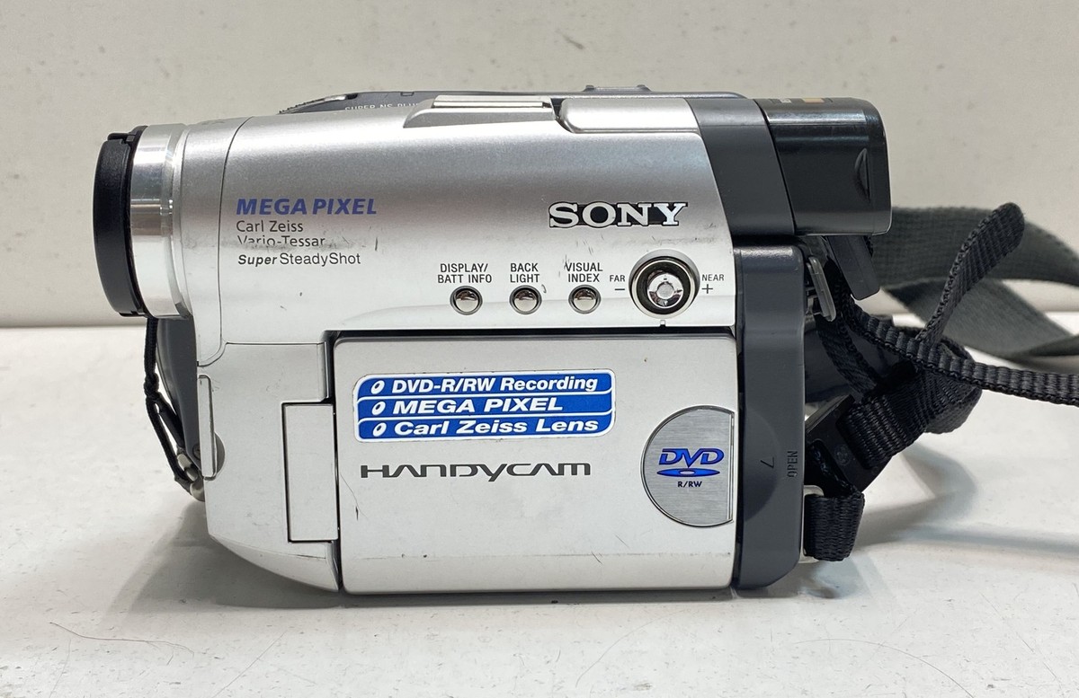 SONY HANDYCAM DCR-DVD201 デジタルビデオカメラレコーダー Sony DCR-DVD201 DVD camcorder at Crutchfield