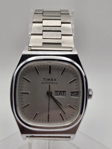 Vintage Men’s Timex Day Date Automatic Wristwatch Working Nice Cond Keeps Time