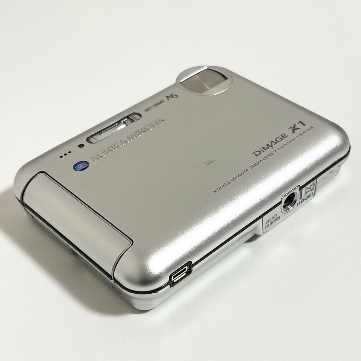 Konica Minolta Dimage X1 8.0 MP Digital Camera Silver Used