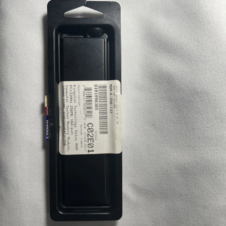 KVR133X64C3/256 Kingston 256MB PC133 DIMM CL3 3.3V - Image 2 of 4