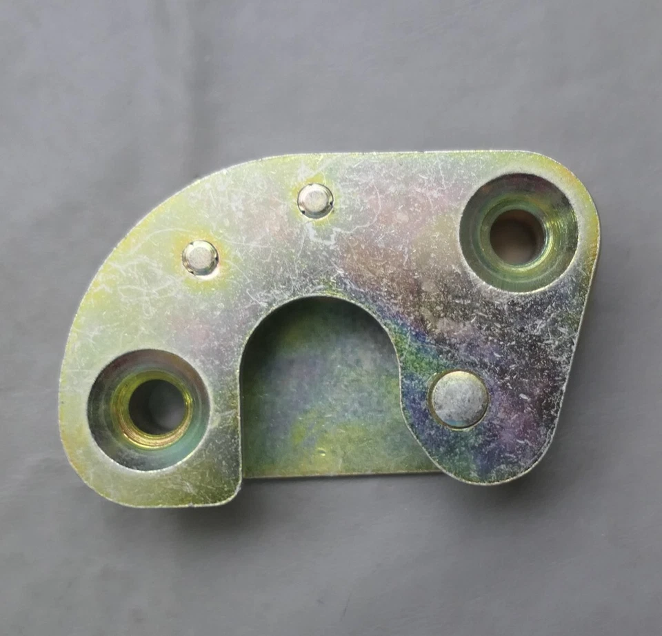 Nuevo de Lote Antiguo Porsche 911 912 Pinza Pasajero Cerradura Puerta Cerradura Placa Golpeadora Foto 2 de 4