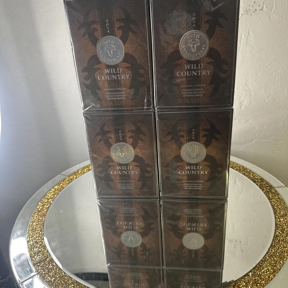 Decantador de botas Avon Wild COUNTRY COLONIA EDICIÓN LIMITADA 5 oz nuevo sellado Foto 2 de 4