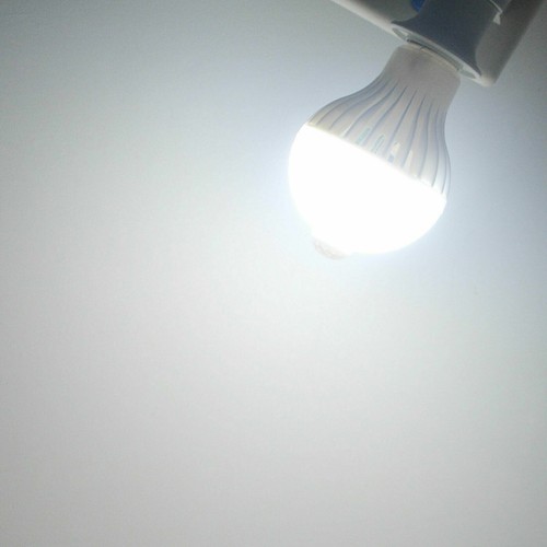 LED PIR Motion Sensor Bulb Sound Sensor Bulbs Stairs Night Light 3W 5W 7W 9W 12W - Picture 6 of 20