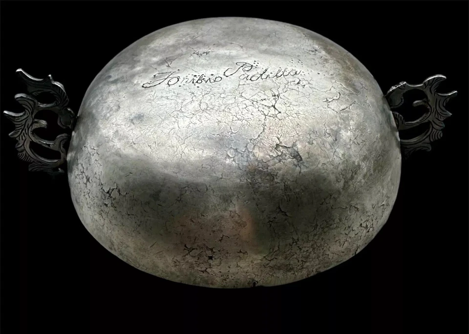 Antiguo Cuenco Colonial Doble Manija Marcado Toribio Padilla Martillado Plata 290G Foto 3 de 4