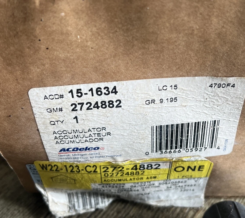 Nuevo de Lote Original GM 1991-1993 Olds Cadillac Pontiac Aire Acondicionado Calentador Deshidratador 2724882 Foto 2 de 3