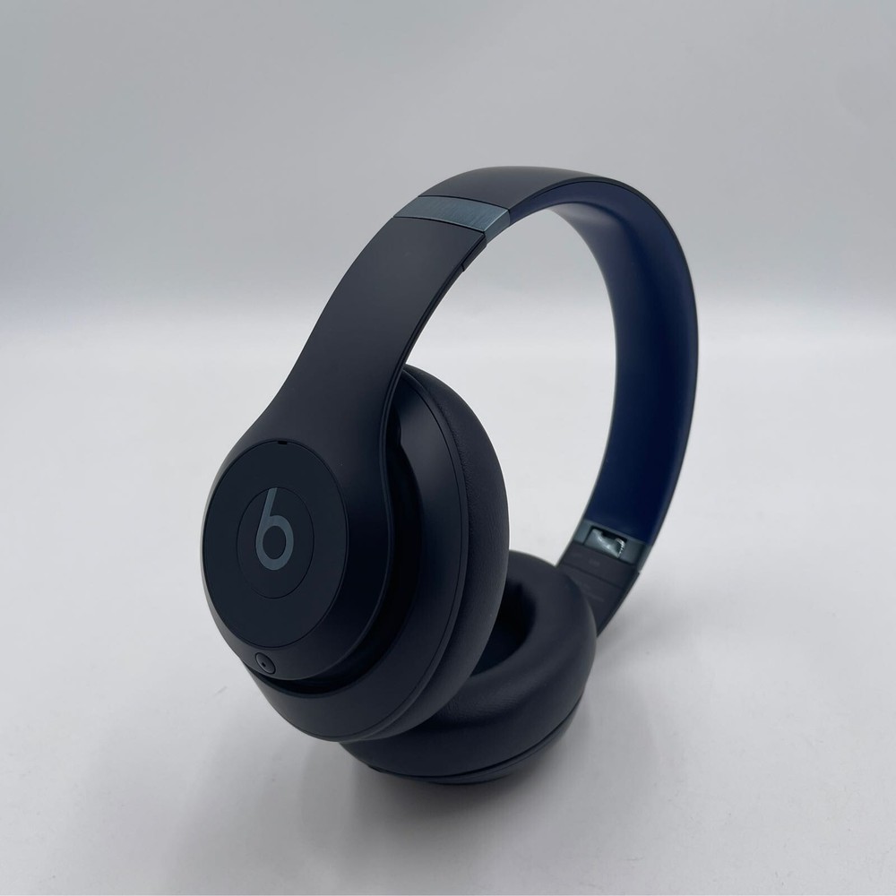 Beats Studio Pro - Wireless Bluetooth Noise Cancelling Headphones - Navy