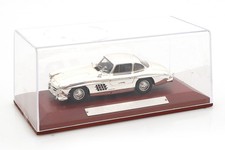Mercedes Benz 300 SL  Gullwing chrom Silver C...