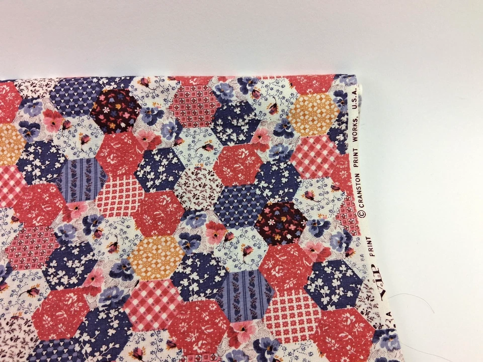 2 yds Hexagon Calico Patchwork Cheater Quilt Fabric Floral Tiny Print Pastel - Image 2 of 4