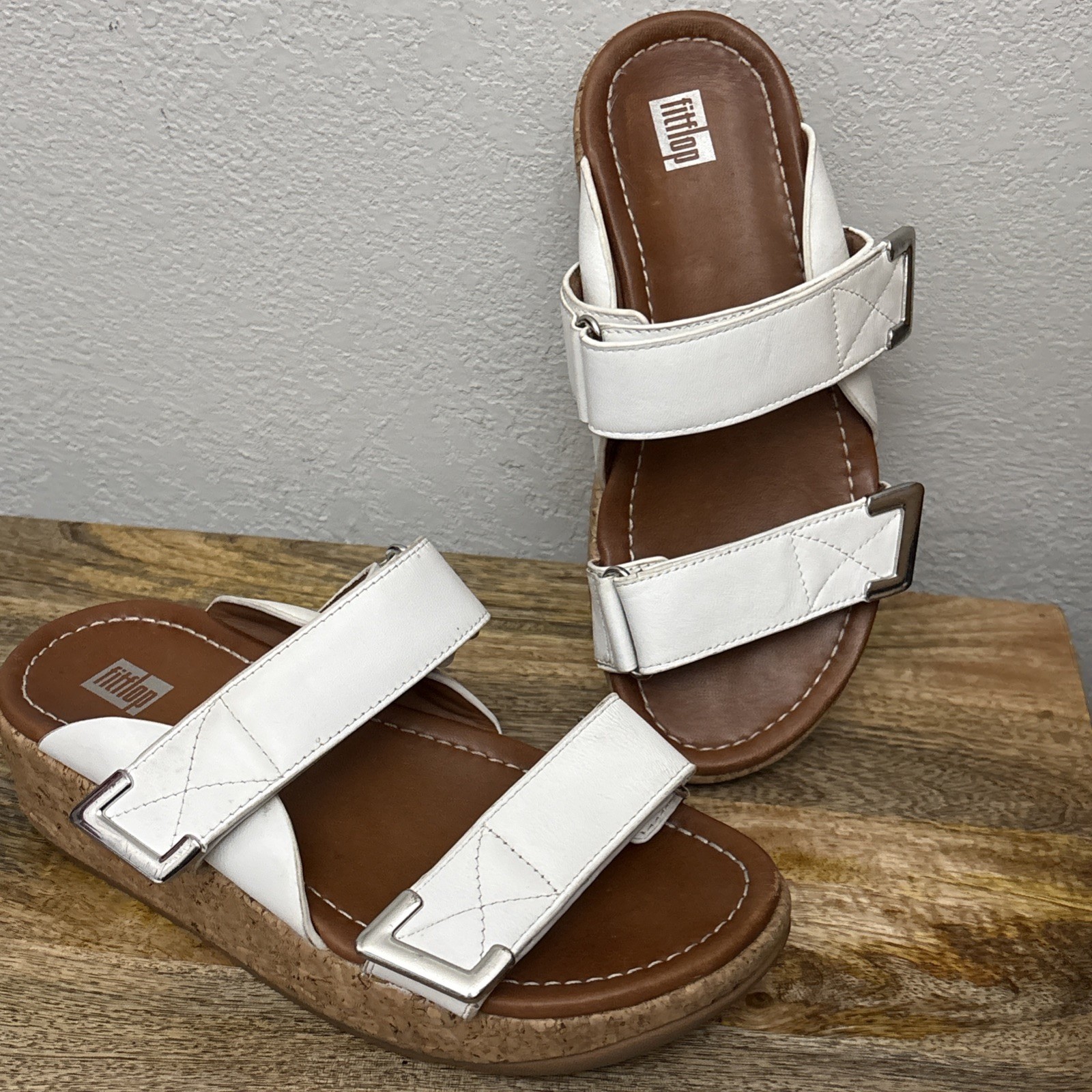 FitFlop Remi Adjustable Wedge Sandals  Slides White Leather Sz 6 37