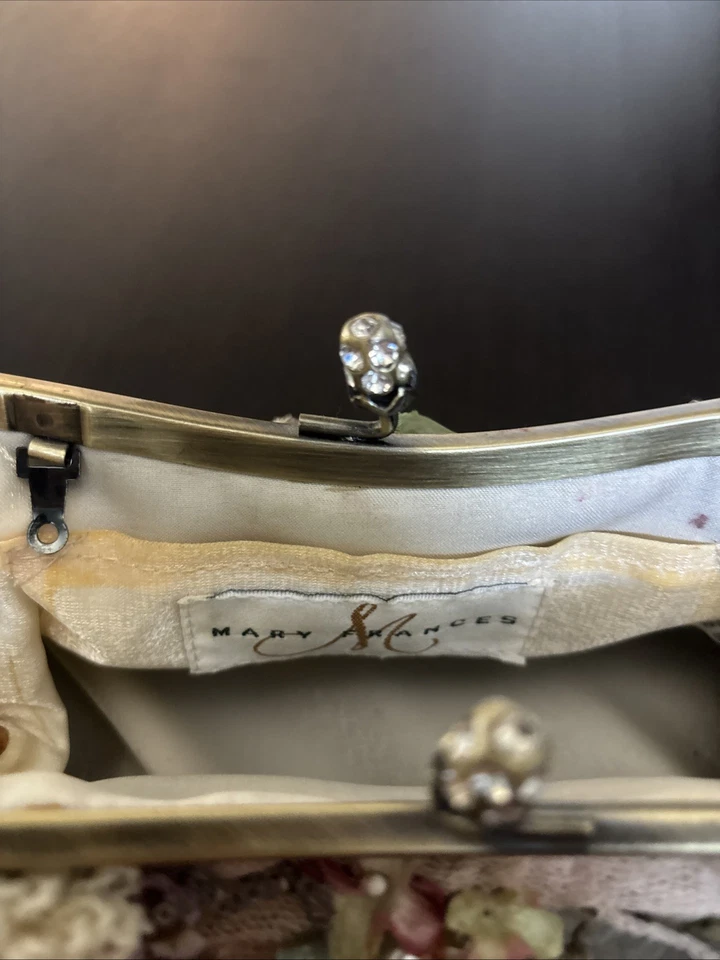 Vintage Mary Frances Flower Pearl Biege Clutch Purse - Image 3 of 3