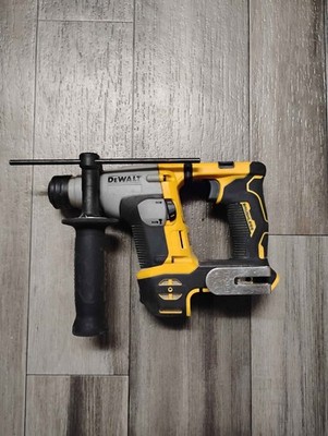 ATOMIC 20V MAX Cordless Brushless Ultra-Compact 5/8 in. SDS Plus Hammer DCH172B