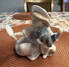Lladro 5468  Who  s The Fairest  Mint Condition No Box