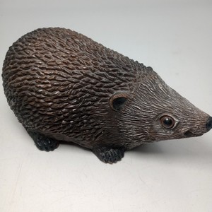 6" Resin Hedgehog Figurine Realistic Brown Texture 12oz