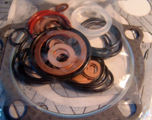 Triumph T140, TR7, 750 Tiger & Bonneville, 1973-1978 Complete Gasket Set - Picture 3 of 5