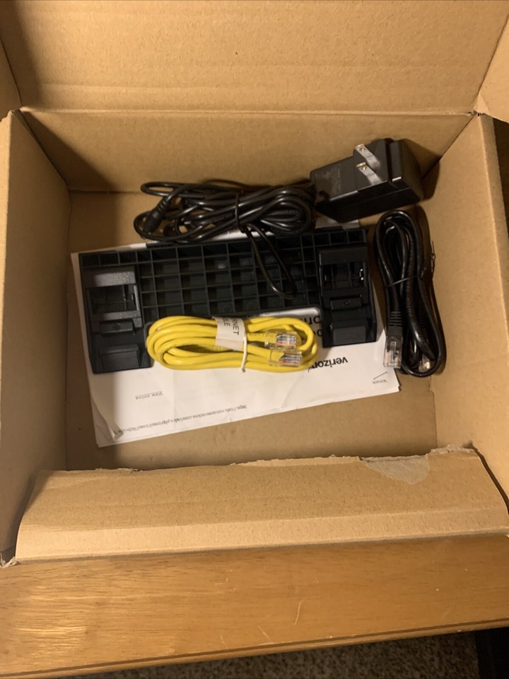 NEW Other Verizon Yealink T67LTE 4G Business Desk Phone Black in