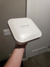 Fortinet FortiAP- U321EV. FAP-u321EV