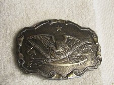 1975 Gander Mountain Wilmot WI Wyoming Studio Arts 2nd Amendment Belt Buckle NOS