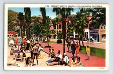 Postcard California Santa Catalina CA Crescent Avenue 1940s Unposted Linen