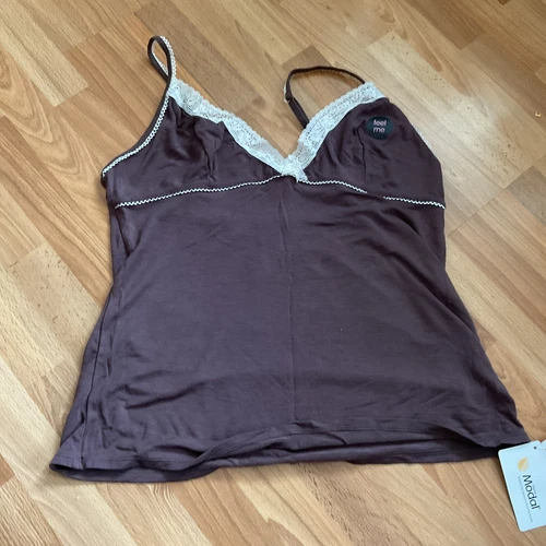 I & D  Lingerie / Slip Top with front Bow - Size XL.  BNWT
