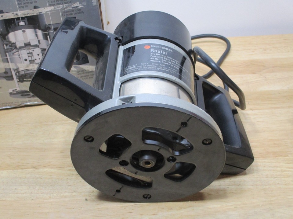 Black & Decker 7613 Hand Held Router Carpentry Wood Working | eBay