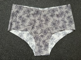 Lot 5 Victoria&rsquo;s Secret sz M No-Show Cheeky Tanga Panty Bundle Pack Cheekini