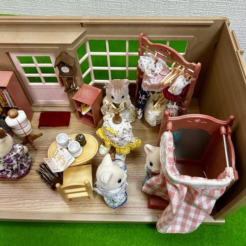 Epoch Sylvanian Families Calico Critters Tailor in the Forest HA-20 1994 vintage - Picture 4 of 22